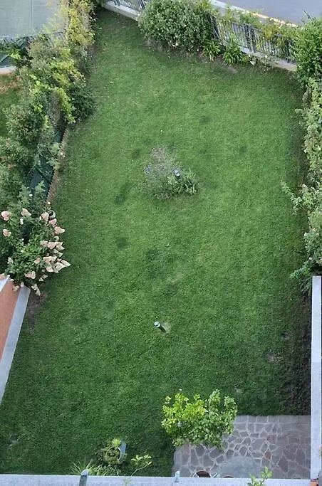 Appartamento Accogliente Bilocale Con Giardino Vicino A Milano Peschiera Borromeo