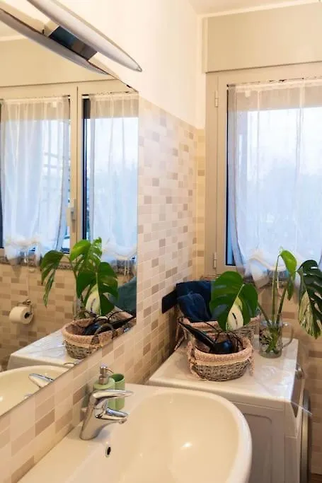 Appartamento Accogliente Bilocale Con Giardino Vicino A Milano Peschiera Borromeo